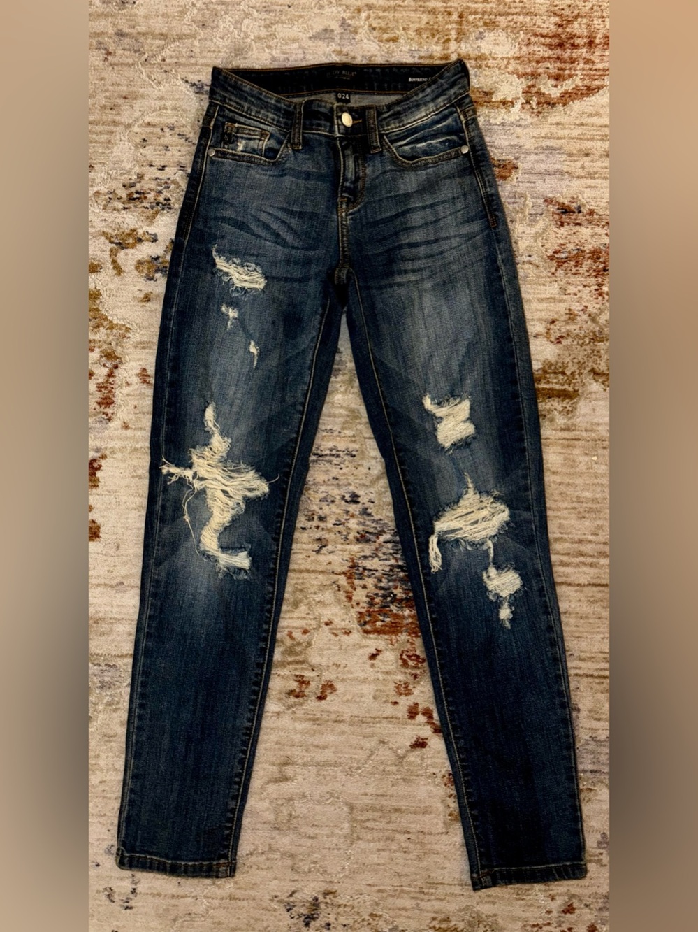 Judy Blue Distressed Boyfriend Jeans